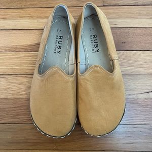Women's 11 (EU 42) "Barefoot" slip-ons.